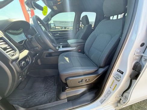 Used 2023 RAM 1500 Big Horn AWD/4WD image 10