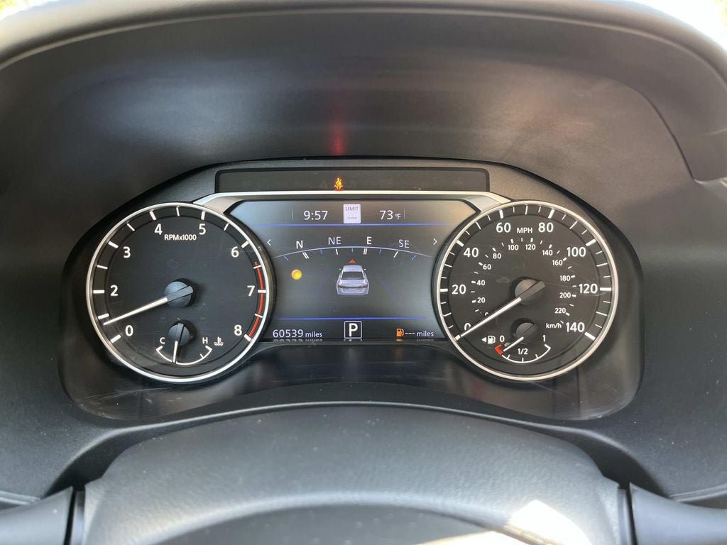 Used 2024 Nissan Altima 2.5 SV w/ SV Premium Package FWD image 33