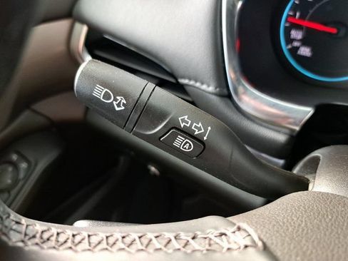 Used 2023 Chevrolet Traverse LT AWD/4WD image 22