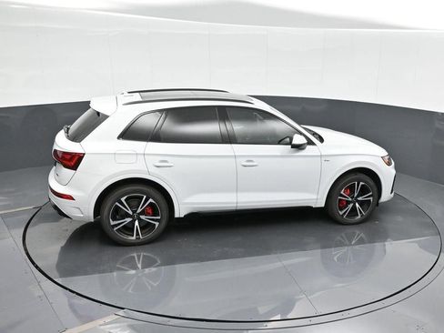 Used 2025 Audi Q5 2.0T Premium Plus w/ Premium Plus Package image 23