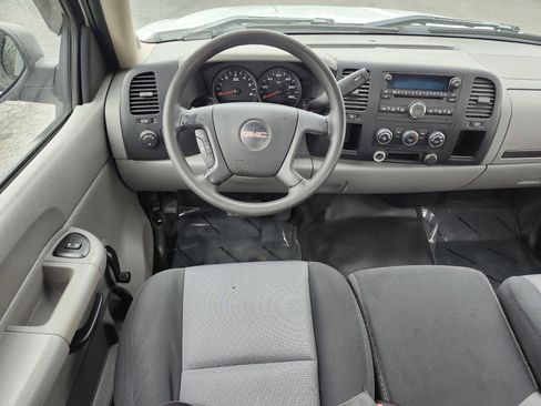 Used 2008 GMC Sierra 1500 W/T w/ SL Package image 21