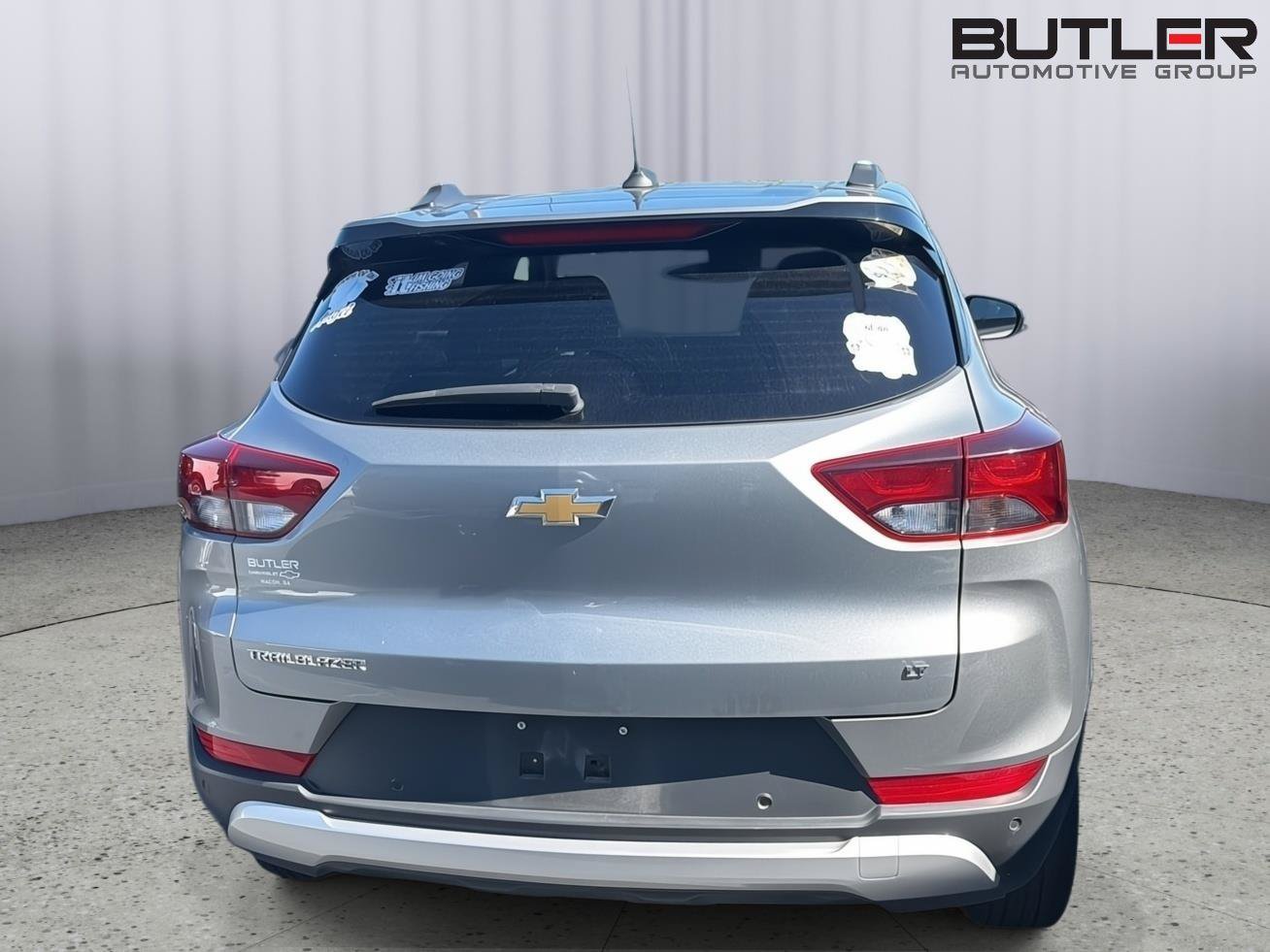 Used 2024 Chevrolet TrailBlazer LT w/ Driver Confidence Package FWD image 8