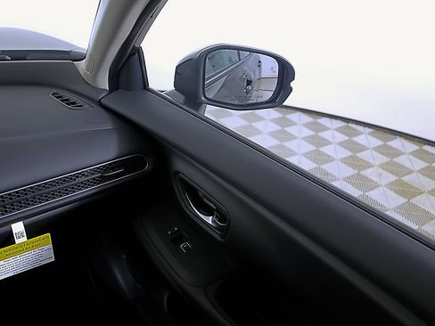 Certified 2026 Honda HR-V EX-L image 18