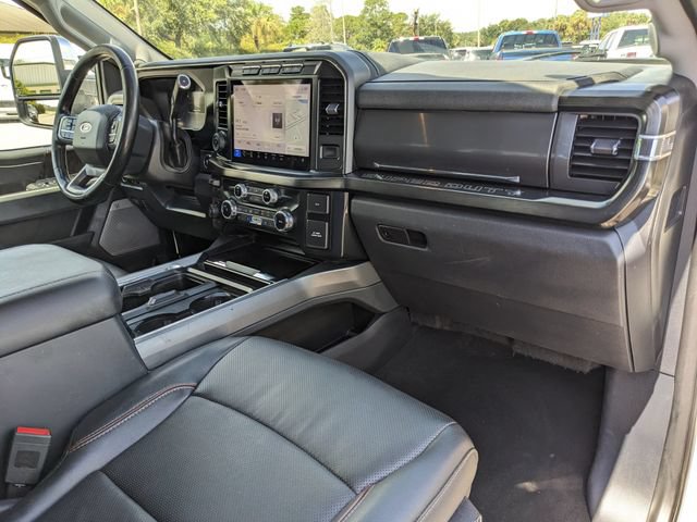 Used 2023 Ford F250 Lariat w/ Lariat Ultimate Package AWD/4WD image 14