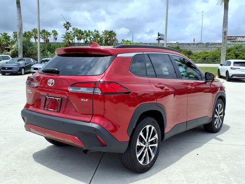 Used 2023 Toyota Corolla Cross XLE FWD image 14