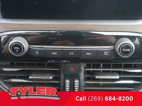 Used 2020 Ford Escape Titanium image 36