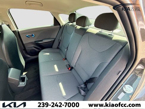 New 2025 Kia K4 LXS image 19