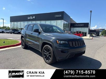 Used 2018 Jeep Grand Cherokee Altitude