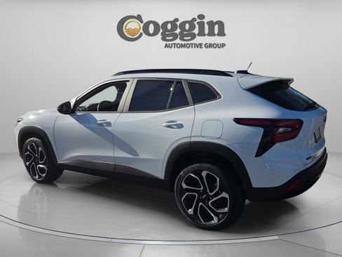 New 2026 Chevrolet Equinox RS image 3