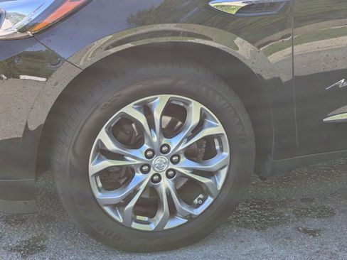 Used 2018 Buick Enclave Avenir w/ Avenir Technology Package image 14