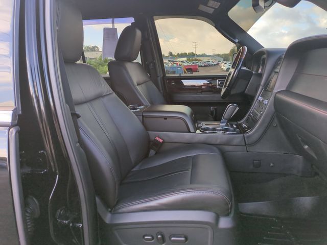 Used 2017 Lincoln Navigator L Reserve AWD/4WD image 21