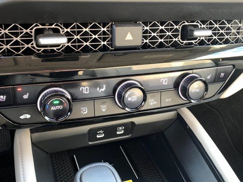 Used 2023 Honda Accord Touring image 24