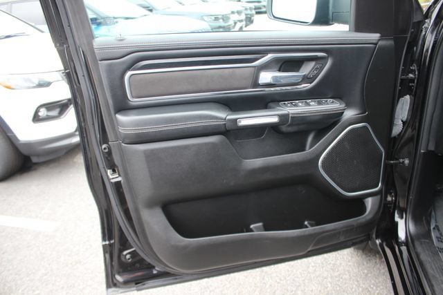 Used 2023 RAM 1500 Laramie AWD/4WD image 22