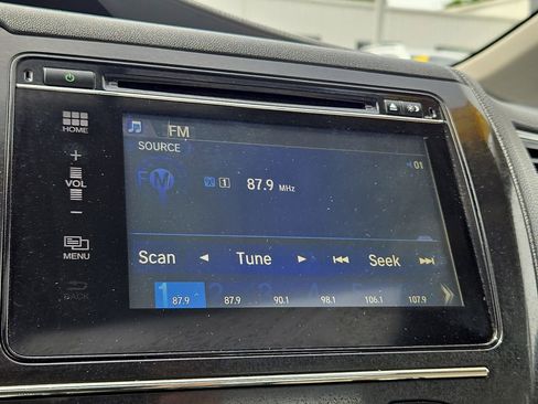 Used 2015 Honda Civic EX-L image 18