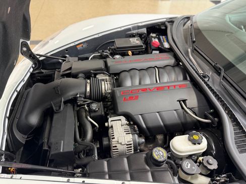 Used 2012 Chevrolet Corvette Convertible w/ 4LT Preferred Equipment Group RWD image 41