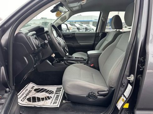 Used 2021 Toyota Tacoma SR image 10