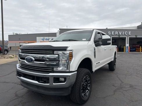 Used 2018 Ford F350 Lariat w/ Lariat Ultimate Package image 17