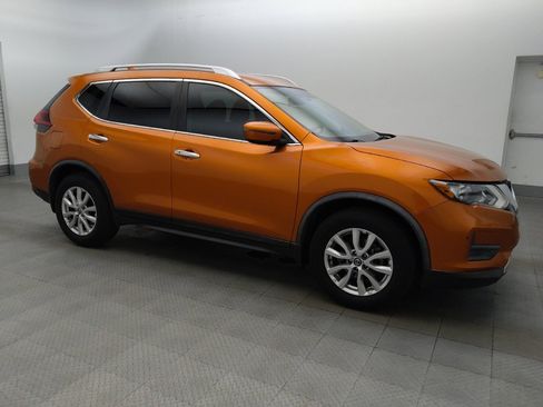 Used 2020 Nissan Rogue SV FWD image 11
