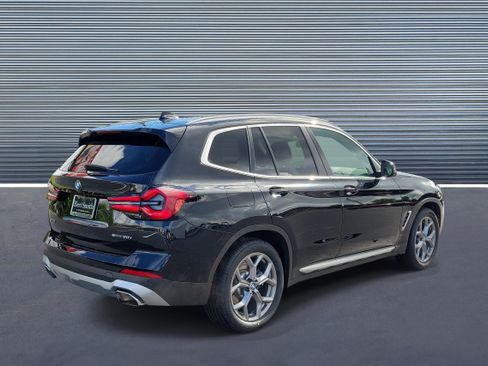 Used 2023 BMW X3 sDrive30i w/ Premium Package RWD image 3