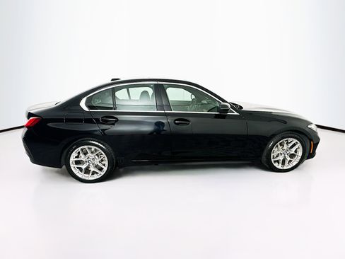 Used 2025 BMW 330i Sedan image 10