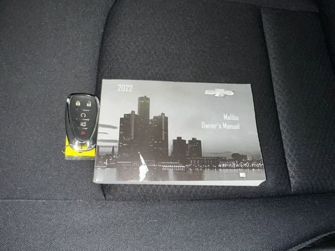 Certified 2022 Chevrolet Malibu LT image 4