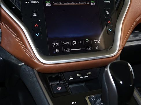 Used 2020 Subaru Outback Touring w/ Popular Package #2 AWD/4WD image 20