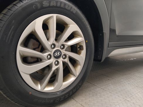 Used 2017 Hyundai Tucson SE AWD/4WD image 31