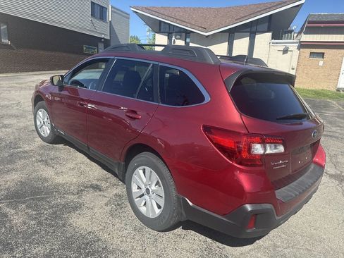 Used 2018 Subaru Outback 2.5i Premium AWD/4WD image 5