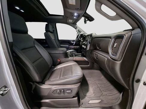 Used 2023 GMC Sierra 2500 Denali w/ Denali Ultimate Package AWD/4WD image 23