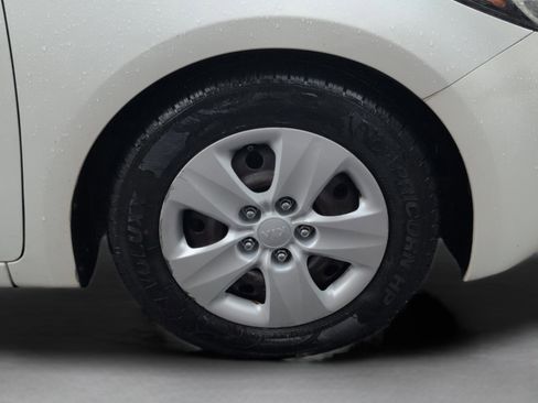 Used 2015 Kia Forte LX w/ Popular Package image 10