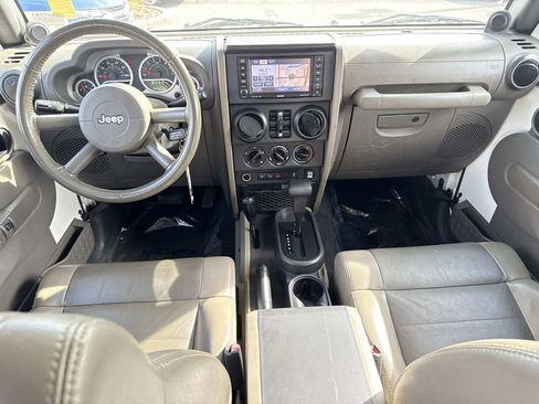 Used 2010 Jeep Wrangler Unlimited Rubicon w/ Dual Top Group image 16