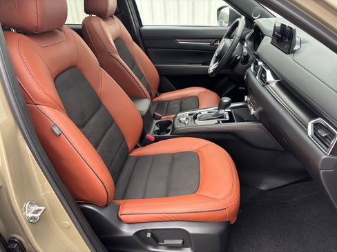 Certified 2025 MAZDA CX-5 Carbon Edition image 38