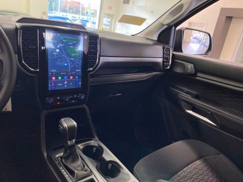 New 2025 Ford Ranger XLT image 12