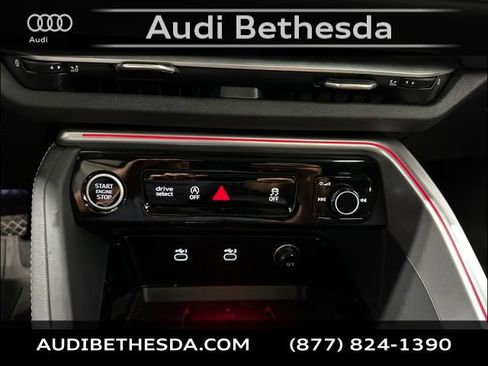 Certified 2025 Audi Q5 Premium w/ Convenience Package AWD/4WD image 23
