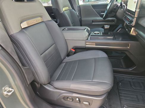 Used 2024 GMC Hummer EV 3X w/ LPO, Illumination Package AWD/4WD image 29