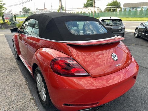 Used 2019 Volkswagen Beetle 2.0T S FWD image 31