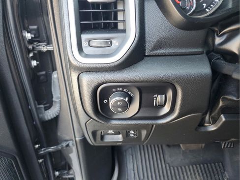 Certified 2022 RAM 1500 Big Horn RWD image 30