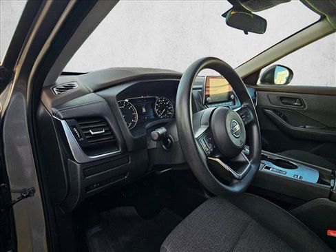 Used 2021 Nissan Rogue S FWD image 10