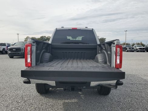 New 2026 Ford F250 XLT w/ FX4 Off-Road Package image 10