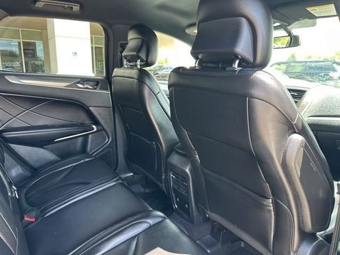 Used 2019 Lincoln MKC Premiere FWD image 41