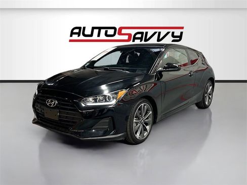 Used 2019 Hyundai Veloster 2.0 Premium image 3