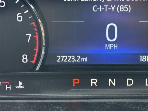 Used 2022 Ford Explorer XLT RWD image 25