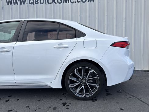 Used 2020 Toyota Corolla SE w/ Carpet Mat Package (TMS) image 2