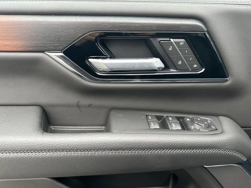 New 2026 GMC Yukon XL Denali w/ Sun & Power Step Package image 18