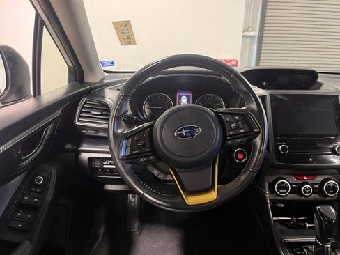 Used 2021 Subaru Crosstrek 2.5i Sport w/ Moonroof Package image 21