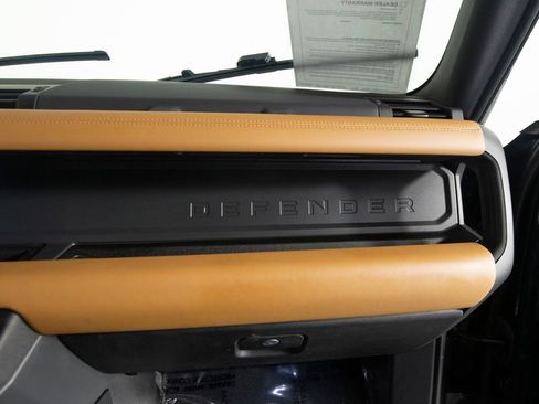Used 2024 Land Rover Defender 90 X-Dynamic SE AWD/4WD image 33