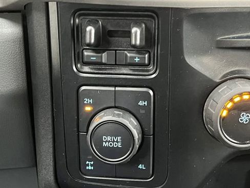 Certified 2024 Ford F250 XLT image 32