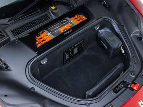 Certified 2025 Ferrari SF90 Spider AWD/4WD image 26