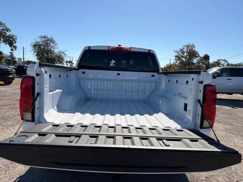 New 2026 Chevrolet Colorado Trail Boss AWD/4WD image 12