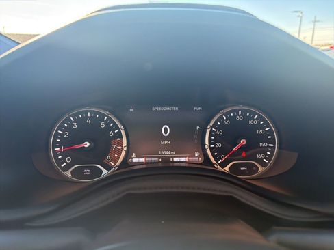 Used 2022 Jeep Renegade Latitude w/ Convenience Group image 22